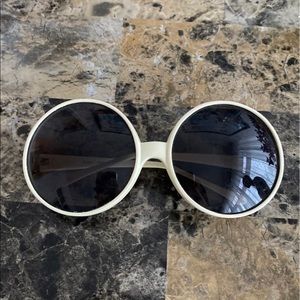 Vintage oversized sunglasses